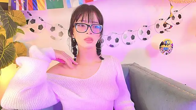 Sweet 1Angel online show from June 27, 2026, 5:02 am