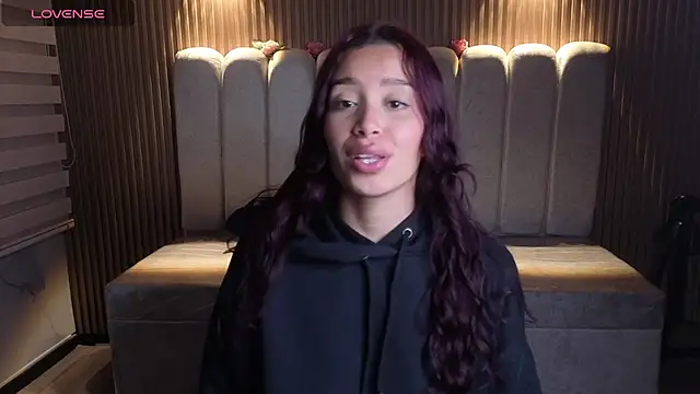  Mia Evans 1 online show from July 6, 2026, 7:49 pm