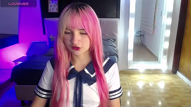  Charlotte Collins  online show from June 16, 2026, 3:56 pm