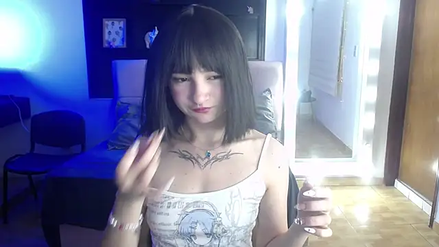  Charlotte Collins  online show from July 24, 2026, 4:36 pm