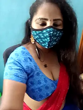 Snapshot of tamil_Vennila chatting on April 4, 2026, 10:44 am tamil Vennila online show from April 4, 2026, 10:44 am