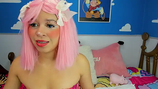 miss  evolet online show from November 5, 2025, 11:13 am