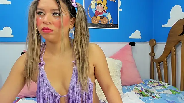 miss  evolet online show from September 13, 2025, 9:53 am