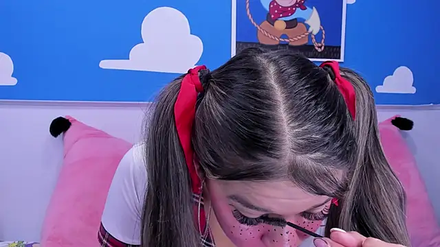 miss  evolet online show from July 22, 2026, 11:12 am