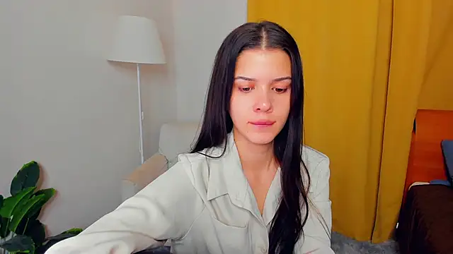 JoCauterucci online show from November 11, 2025, 6:52 am