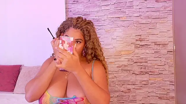 liz monserrat 1 online show from February 7, 2026, 7:44 pm