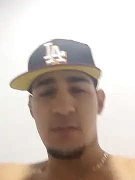 massimo vidal  online show from October 16, 2025, 3:53 pm