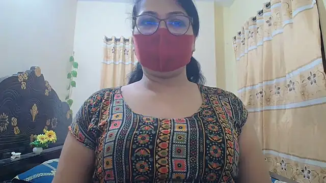 Elena cruz5 online show from April 22, 2026, 5:20 pm