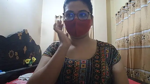 Snapshot of Elena_cruz5 chatting on July 15, 2026, 5:53 pm Elena cruz5 online show from July 15, 2026, 5:53 pm