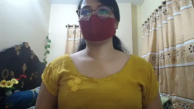 Elena cruz5 online show from March 14, 2026, 6:47 pm