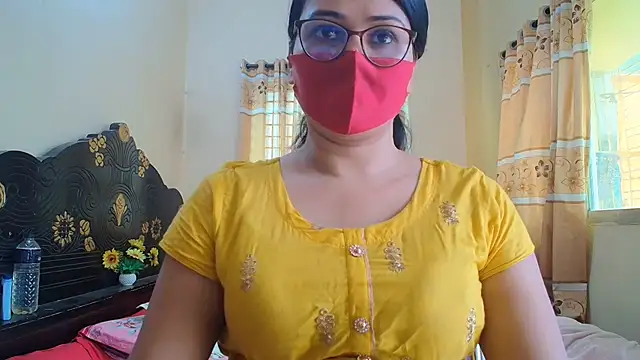 Elena cruz5 online show from June 17, 2026, 3:39 am