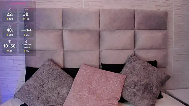 lea walkerr online show from October 14, 2025, 9:15 pm