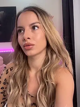 anexblondie online show from November 17, 2025, 2:10 pm