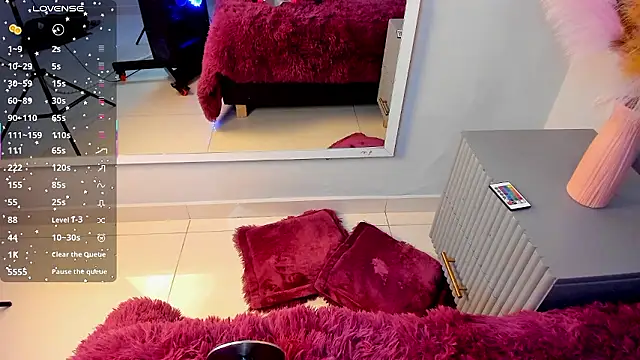 Mia Valentine  online show from January 9, 2026, 9:11 pm