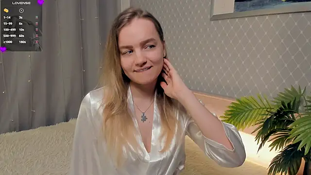 KerenFurguson online show from November 17, 2025, 8:35 pm