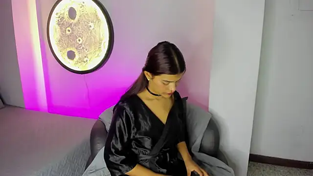 Miaa Rosse online show from September 28, 2025, 11:39 am