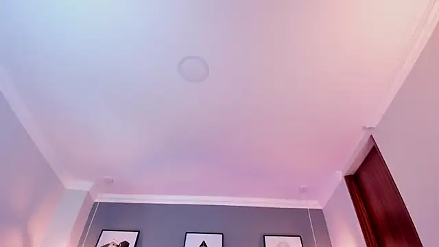Nina Ford online show from June 20, 2026, 3:11 am