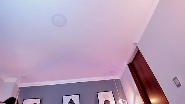 Nina Ford online show from July 1, 2026, 3:07 am