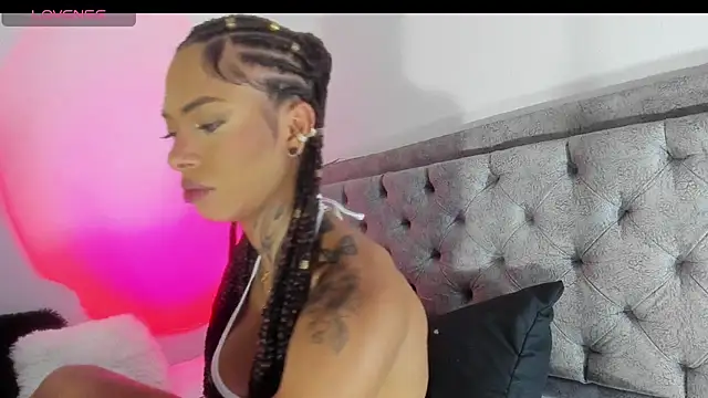 Snapshot of michell_danna chatting on September 24, 2025, 3:35 am michell danna online show from September 24, 2025, 3:35 am