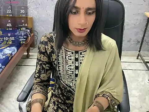 LuvLayla online show from July 7, 2026, 12:46 am