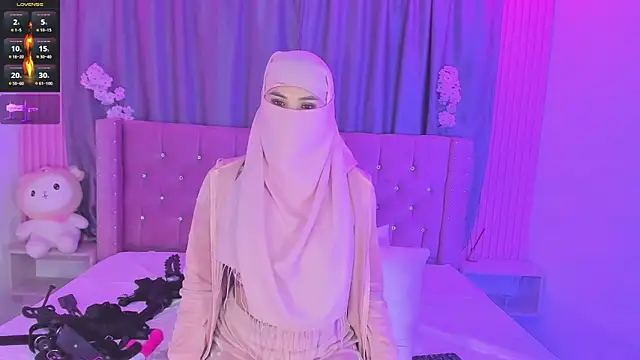 Nayla-Mouna online show from June 30, 2026, 7:41 am