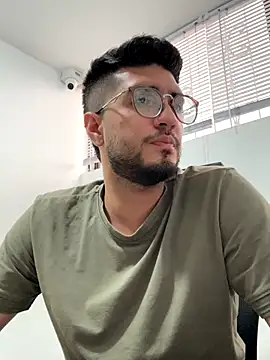 bryXonStorm online show from September 8, 2025, 9:36 pm