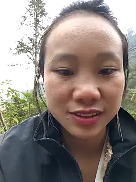 liu-liusexy online show from December 22, 2025, 2:22 am