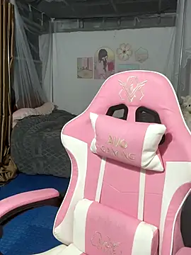 Snapshot of SarahBeii chatting on October 10, 2025, 3:40 am SarahBeii online show from October 10, 2025, 3:40 am