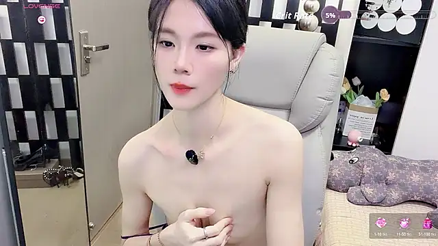 Snapshot of Yueyue-MM chatting on July 27, 2026, 2:46 pm Yueyue-MM online show from July 27, 2026, 2:46 pm