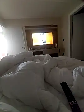 andrerj22 online show from September 17, 2025, 12:07 pm