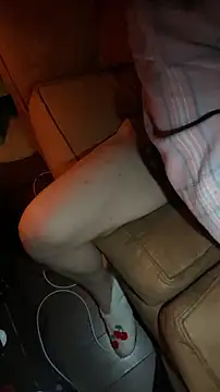 d3luluxx online show from October 25, 2025, 11:09 am