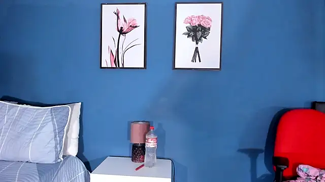 Grettel w online show from September 8, 2025, 7:57 pm