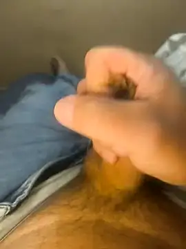 Normalludo0202 online show from October 19, 2025, 3:48 pm