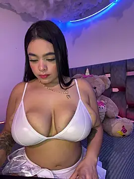 Danna 222 online show from February 7, 2026, 7:16 am