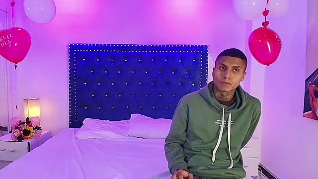 Damian and roxanne online show from February 14, 2026, 12:38 pm