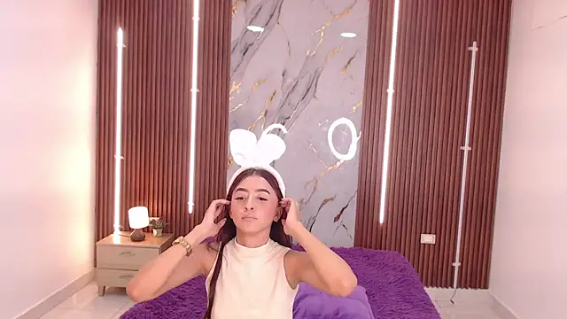 shena nomy1 online show from October 5, 2025, 9:05 pm