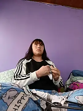 Zulema R1 online show from July 3, 2026, 8:48 pm