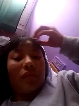 Zulema R1 online show from August 3, 2026, 9:09 pm