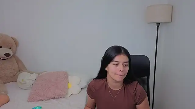 valerihouse online show from October 3, 2025, 1:09 am