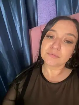 Snapshot of andrea-cohen chatting on July 11, 2026, 6:35 am andrea-cohen online show from July 11, 2026, 6:35 am