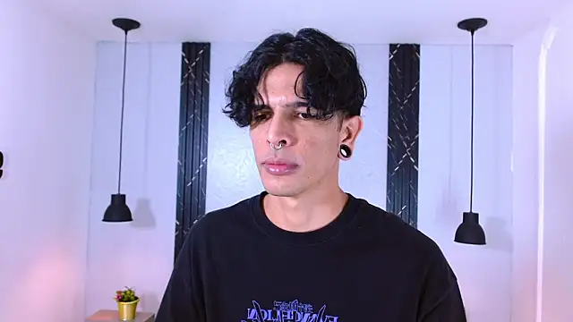 Franvill Trato online show from October 6, 2025, 5:24 pm