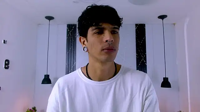 Franvill Trato online show from January 9, 2026, 7:43 pm