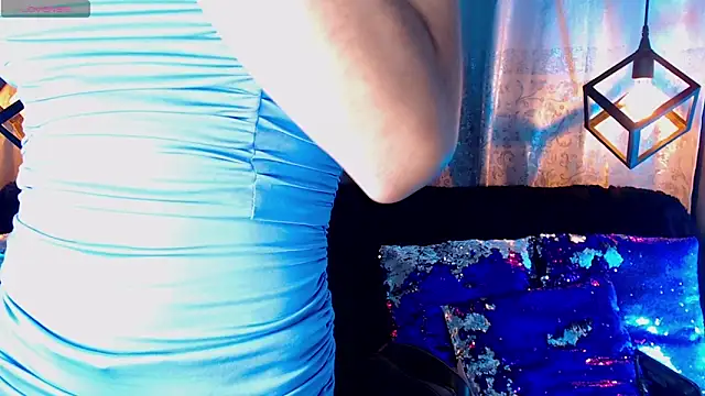 Snapshot of Cristal_Gem1 chatting on March 14, 2026, 3:01 am Cristal Gem1 online show from March 14, 2026, 3:01 am