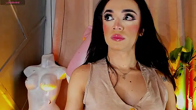 Cristal Gem1 online show from July 19, 2026, 6:22 am
