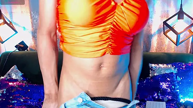 Snapshot of Cristal_Gem1 chatting on March 16, 2026, 10:41 am Cristal Gem1 online show from March 16, 2026, 10:41 am