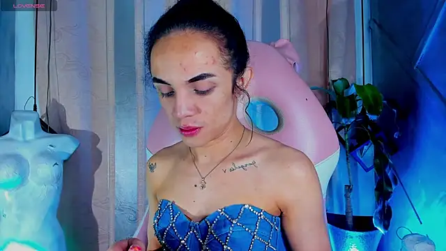 Cristal Gem1 online show from July 28, 2026, 11:17 am