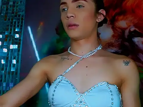 Cristal Gem1 online show from October 6, 2025, 6:52 pm