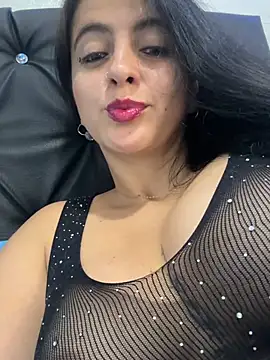 salo-rousee online show from July 12, 2026, 10:21 pm