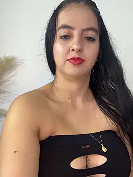 salo-rousee online show from February 5, 2026, 1:12 am