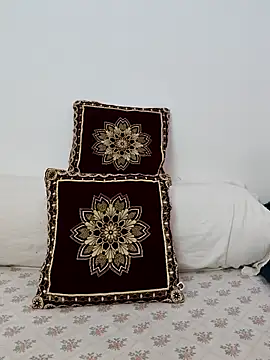 Snapshot of Miss_Riya20 chatting on November 29, 2025, 6:57 am Miss Riya20 online show from November 29, 2025, 6:57 am